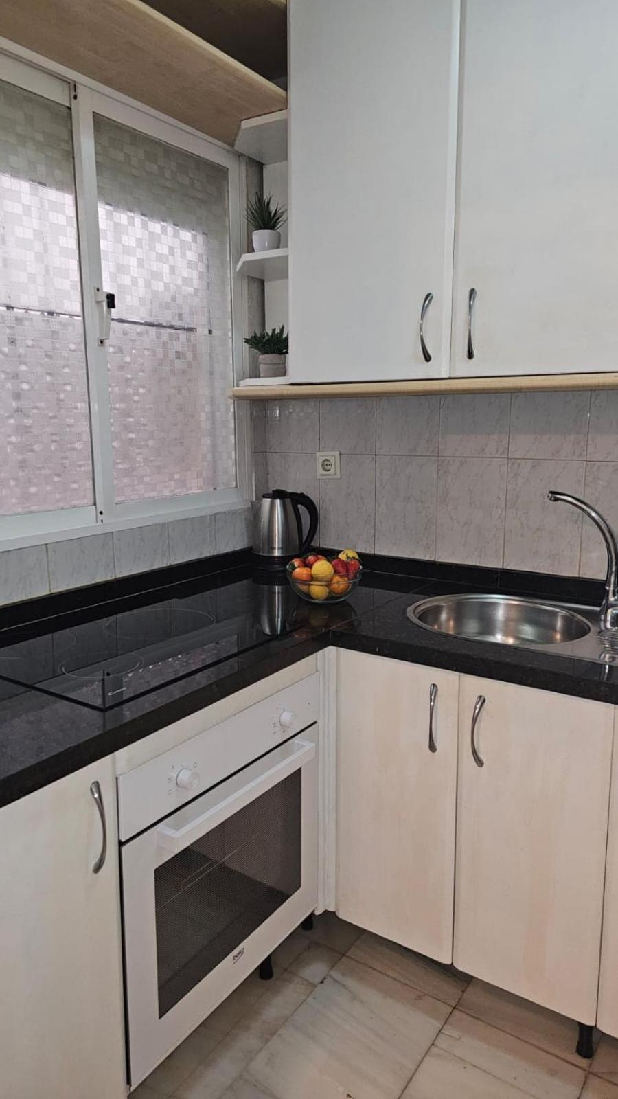 Ideal Holiday Apartment One Bedroom City Center Μάλαγα Εξωτερικό φωτογραφία