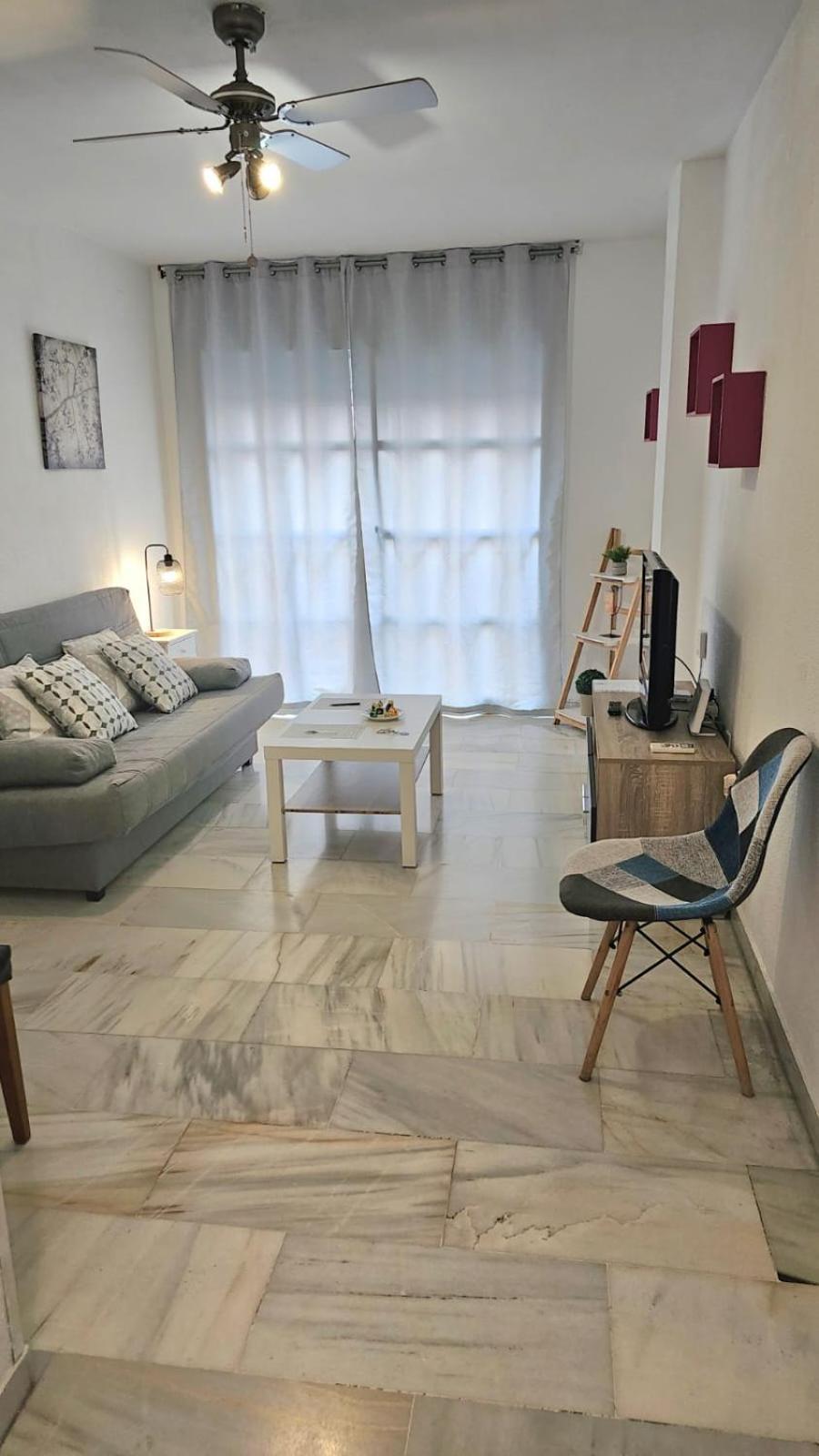 Ideal Holiday Apartment One Bedroom City Center Μάλαγα Εξωτερικό φωτογραφία