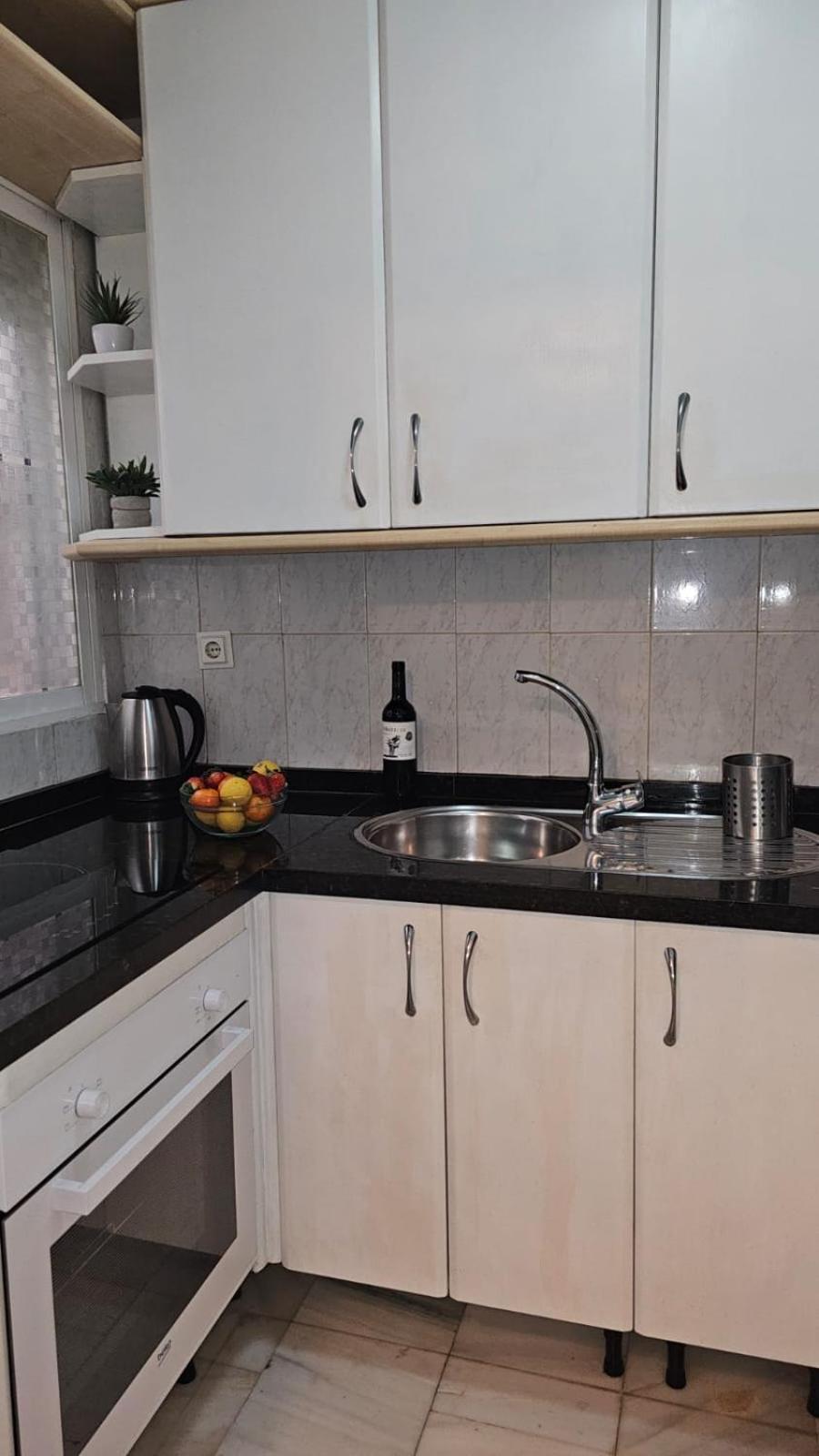 Ideal Holiday Apartment One Bedroom City Center Μάλαγα Εξωτερικό φωτογραφία